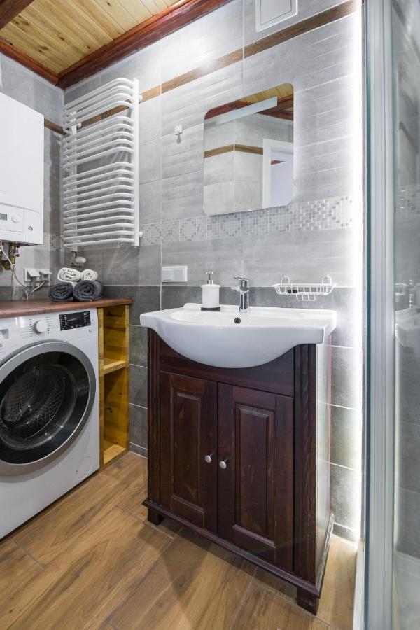 Apartment Alexander Красков Екстериор снимка