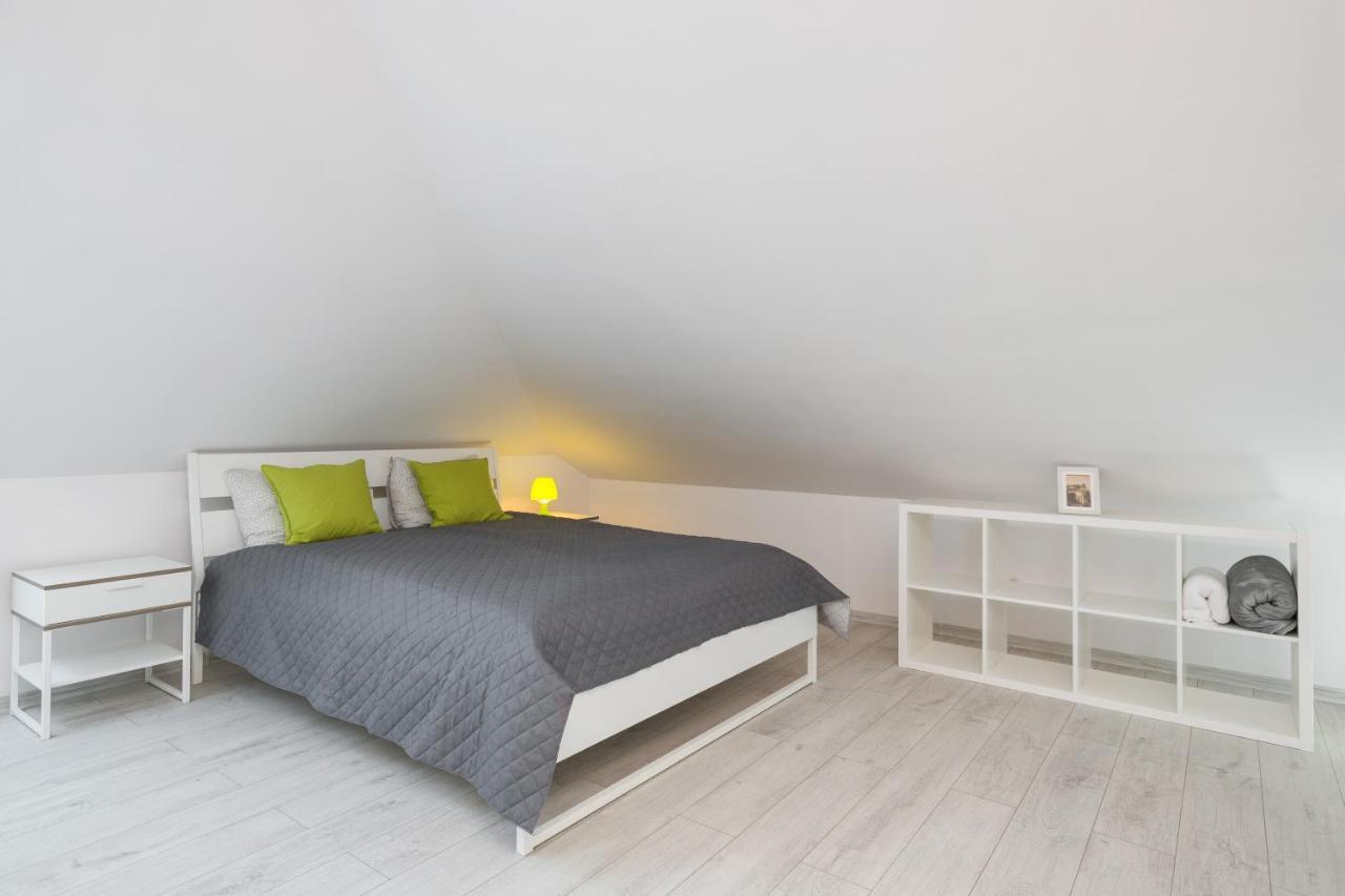 Apartment Alexander Красков Екстериор снимка